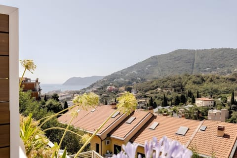 Panoramic View Apartment Apartment in Liguria