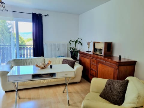 Lovely spacious Apartment-80m2-OLD STYLE-tourist area Apartment in Carinthia, Austria