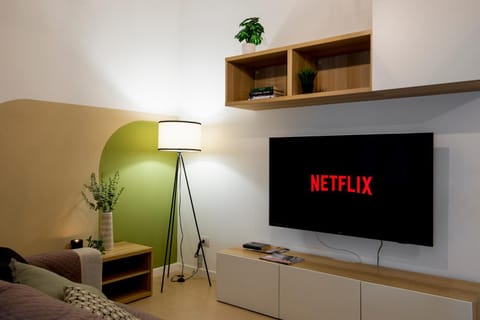 Communal lounge/ TV room, TV and multimedia, Evening entertainment