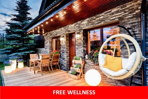 Property building, Property building, Balcony/Terrace, Seating area