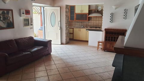 Cà del Giò House in Province of Massa and Carrara