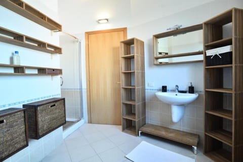 Bathroom, Living room