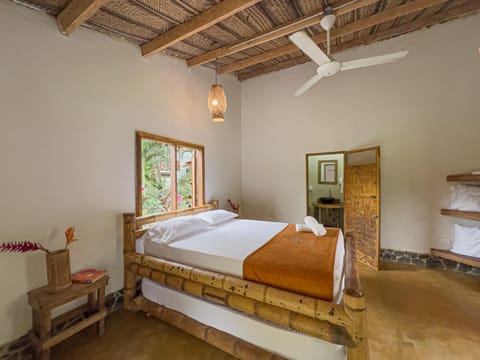 Bed, Bathroom