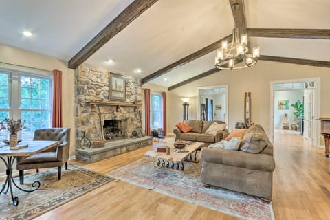 Charles Town Home with Private Pool and Hot Tub House in Shenandoah Valley