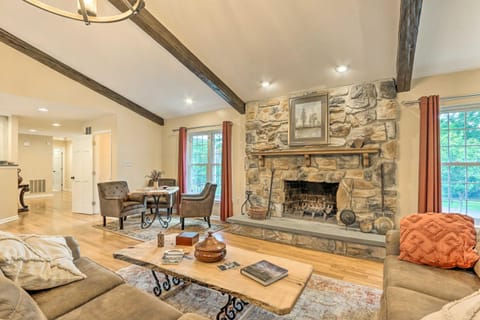 Charles Town Home with Private Pool and Hot Tub House in Shenandoah Valley