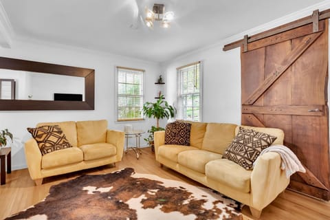 EnDeering Retreat House in Buckhead