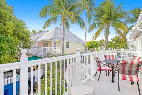 Happy Hour Haven Apartment in Key West