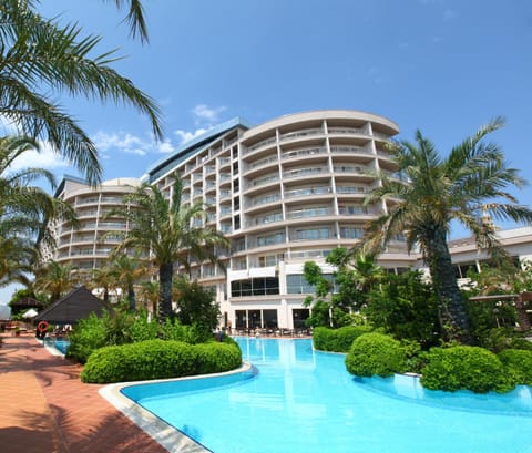 Facade/entrance, Swimming pool, Swimming pool