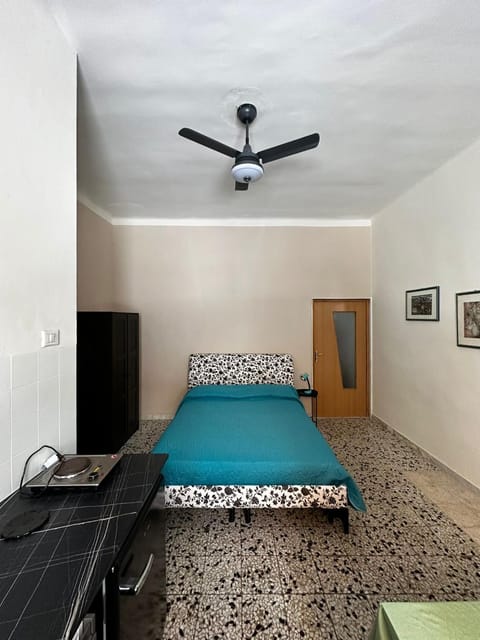 Seating area, Dining area, Bedroom