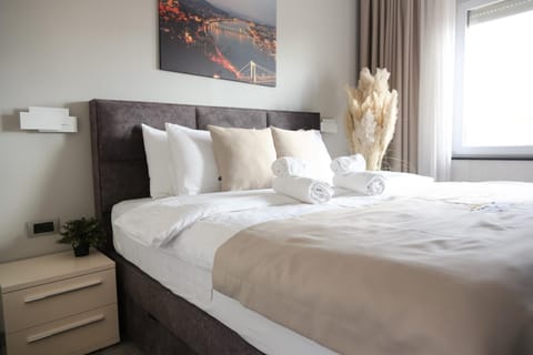 Templum Appart-Hotel -SELF CHECK IN - Slavija square Apartment in Belgrade