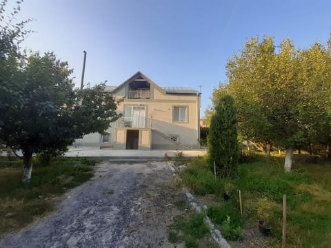 Property building, Day, Garden, Garden view