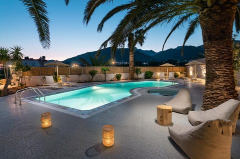 Pool view, Swimming pool
