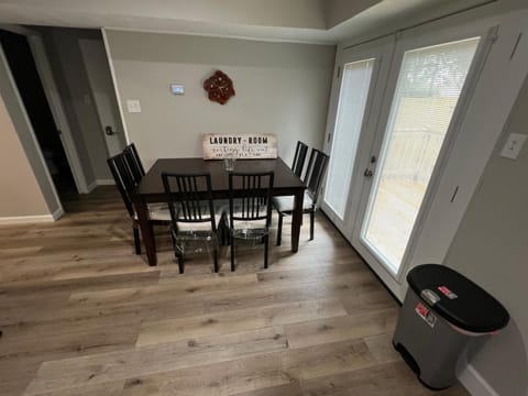 Dining area, Breakfast