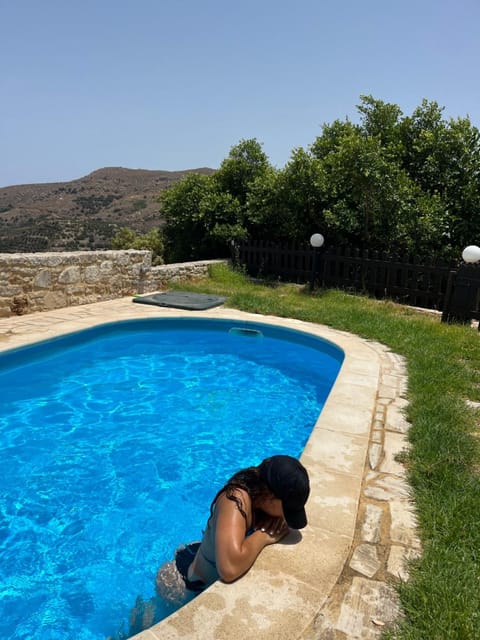 VILLA MICHAELA Villa in Crete