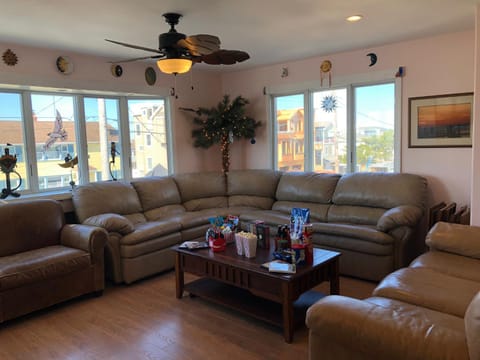 TV and multimedia, Living room