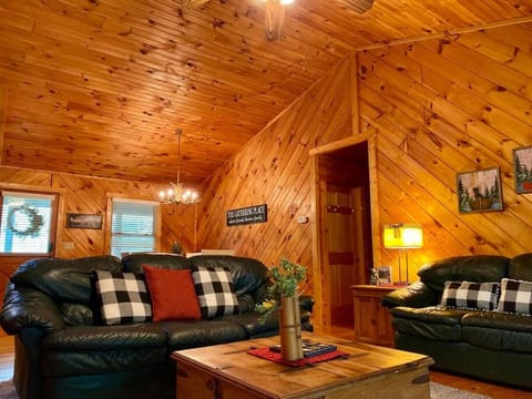 Hibernation Hideaway House in Union County