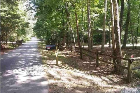 Hibernation Hideaway House in Union County