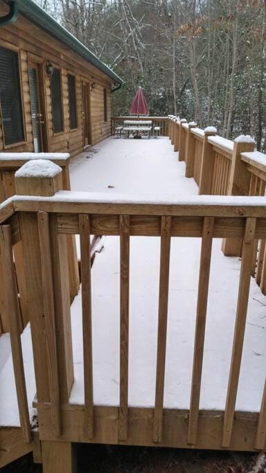 Hibernation Hideaway House in Union County