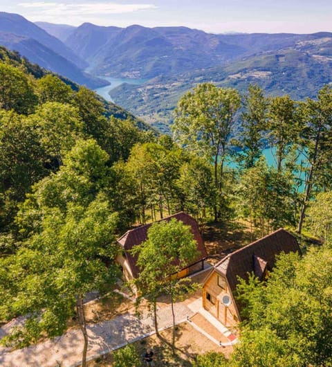 Neighbourhood, Natural landscape, Bird's eye view, Mountain view