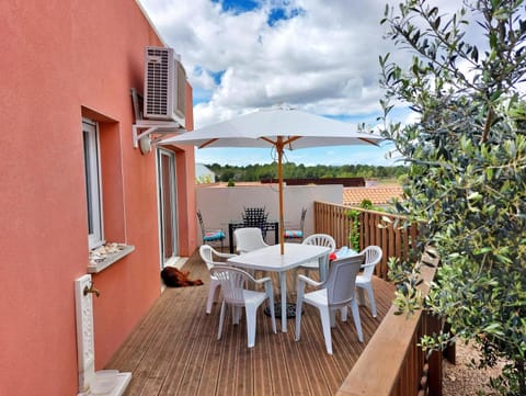 Patio, Balcony/Terrace