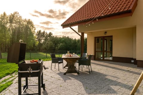 Patio, BBQ facilities, Balcony/Terrace