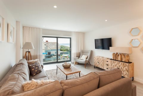 Balcony/Terrace, Living room