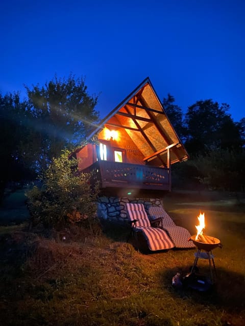 Property building, Night, BBQ facilities, flat iron