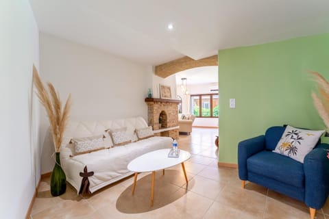 Property building, Living room