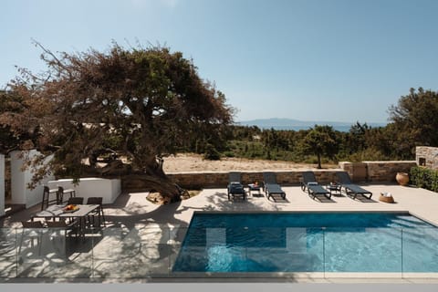 Balcony/Terrace, Swimming pool