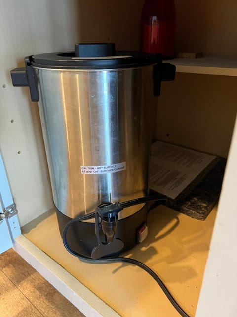 Coffee/tea facilities, Kitchen or kitchenette