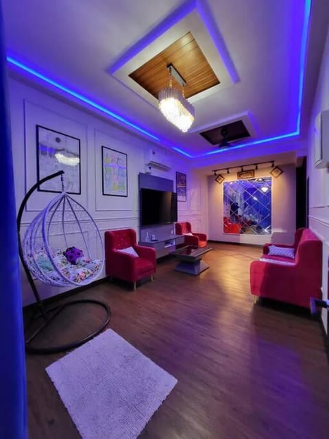 TV and multimedia, Living room, Seating area