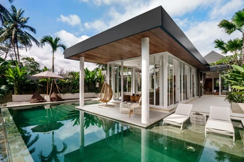Property building, Pool view, Swimming pool, sunbed