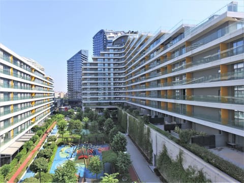 Property building, Garden view