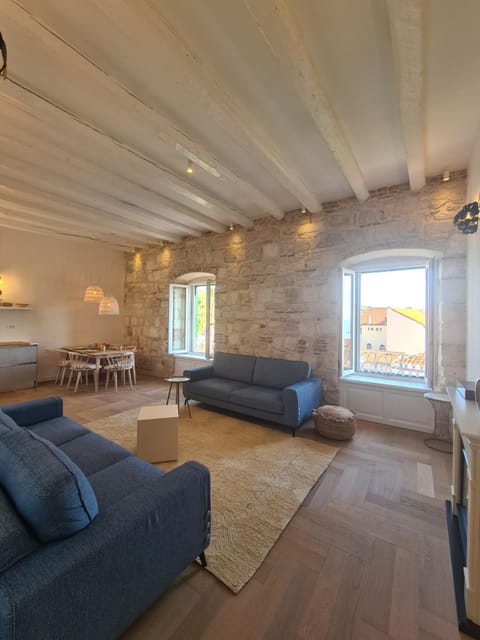 Apartment Tomazina (seaview,central, heritage) Apartment in Vis