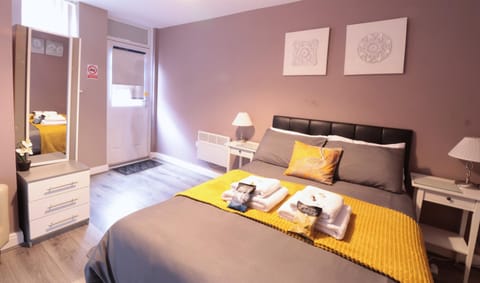 Seating area, Bedroom, flat iron, hair dryier, heating, internet, towels, wardrobe