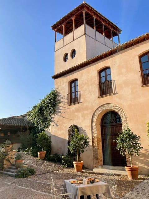 Property building, Patio, View (from property/room), View (from property/room), Garden view, Garden view, Landmark view, Landmark view, Sunrise, Sunset, Inner courtyard view