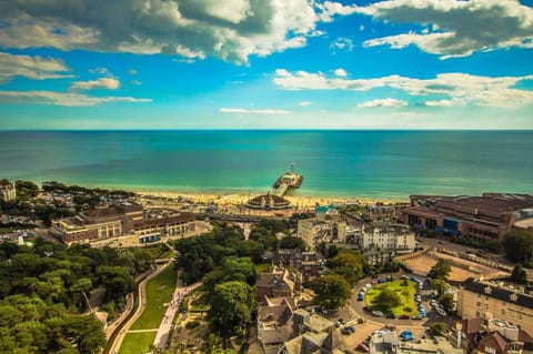 Nearby landmark, Day, Natural landscape, Beach, Sea view