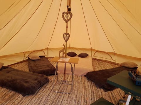 Syds Corner bell tent Campground/ 
RV Resort in England