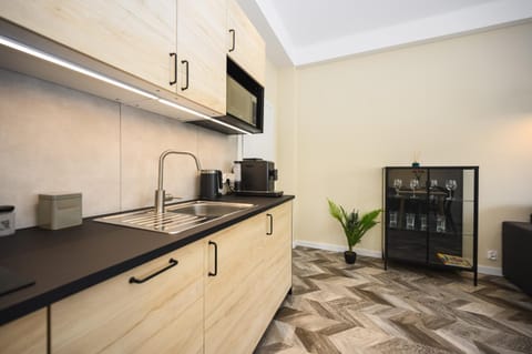 Coffee/tea facilities, Kitchen or kitchenette, minibar, pet friendly, stove, toaster