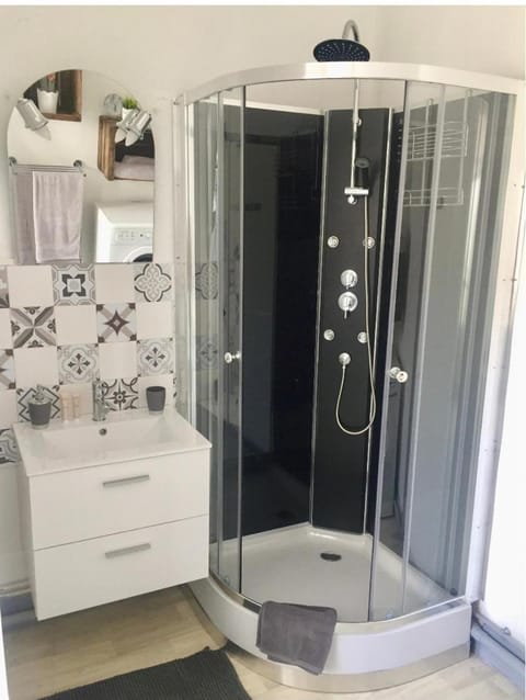 Charmant T2 proche vieille ville Apartment in Montluçon