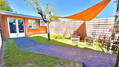 SECRET GARDEN parking hyper centre & calme Apartment in Île-de-France