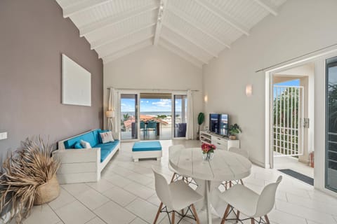 View (from property/room), Living room, Dining area