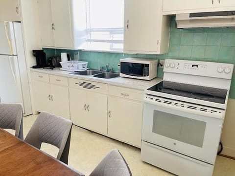 Falls House Downtown Niagara Falls Canada House in Niagara Falls