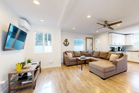 La Jolla Beach Retreat House in La Jolla