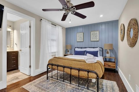 Sleek 5BR Buckhead HomeModern,Spacious & Central House in Buckhead