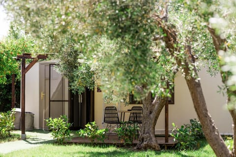 Pefkon Suites Hotel in Halkidiki