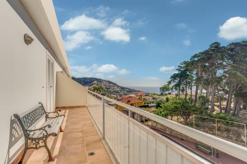 View (from property/room), Balcony/Terrace, Mountain view, Sea view