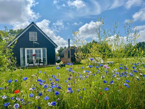 Property building, Garden