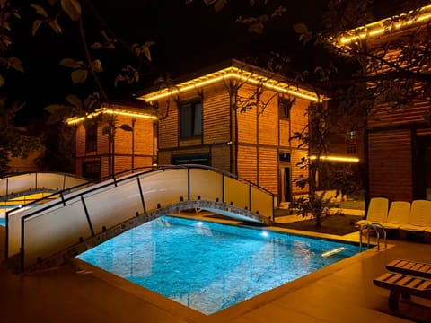 Property building, Swimming pool