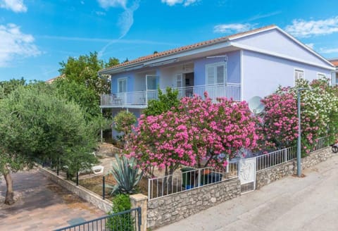 Property building, Garden, Garden view